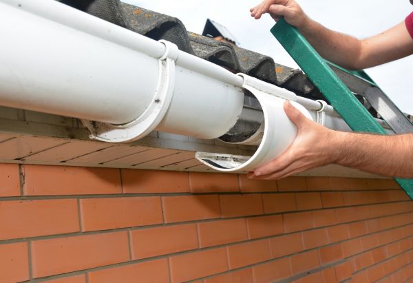 Gutter Seam Repair in Joliet