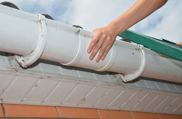 Gutter Reattachment in Joliet